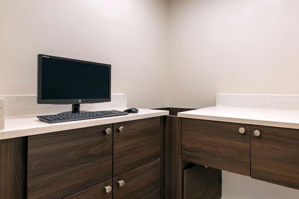 Quality Inn Saint Petersburg North-Tampa Bay 시설 사진